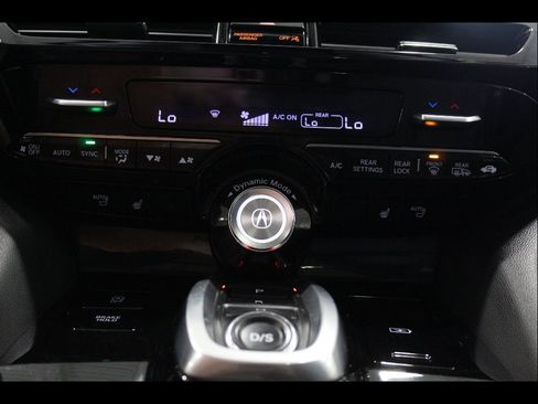 Used 2023 Acura MDX SH-AWD image 30