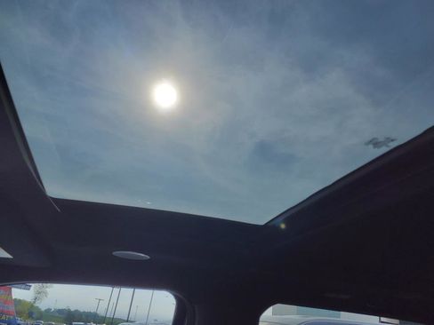 Used 2024 Ford F150 Platinum w/ Equipment Group 702A High image 21