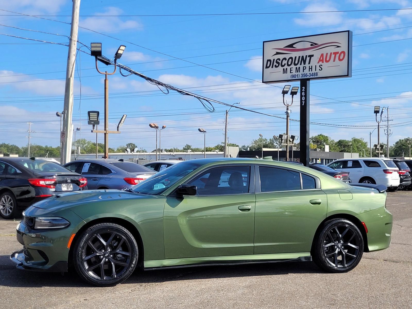 Used 2022 Dodge Charger GT w/ Plus Group RWD image 2