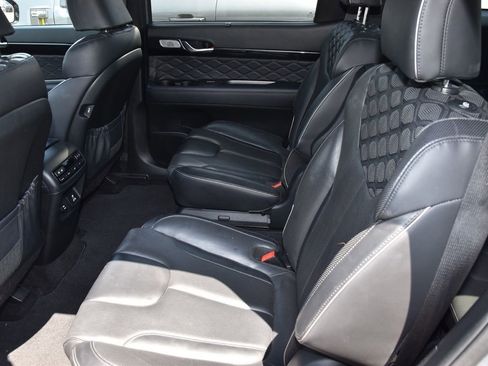 Used 2020 Hyundai Palisade Limited FWD image 11