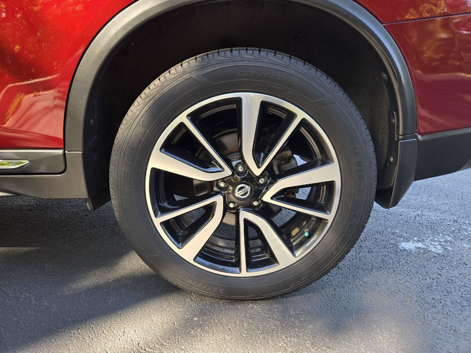 Used 2019 Nissan Rogue SL w/ Premium Package AWD/4WD image 11