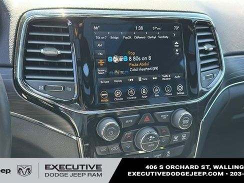 Used 2021 Jeep Grand Cherokee Limited w/ Sun & Sound Group image 15