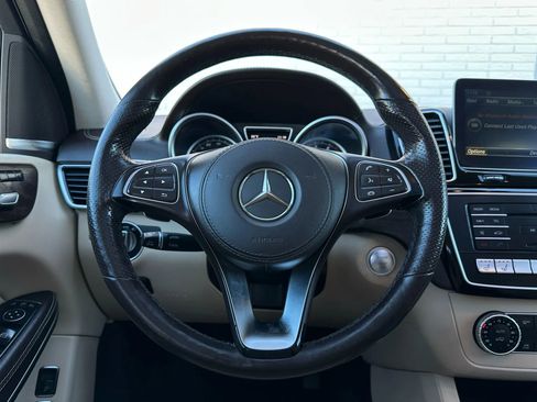 Used 2018 Mercedes-Benz GLS 550 4MATIC image 38