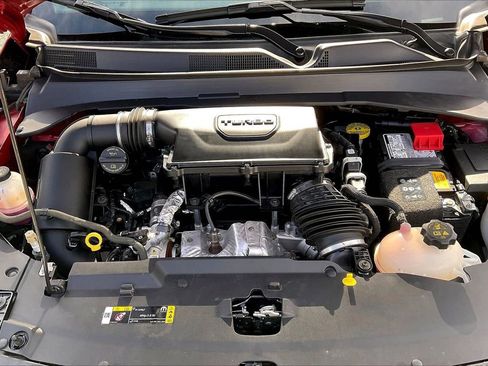 Certified 2025 Jeep Compass Latitude w/ Sun & Sound Group image 38