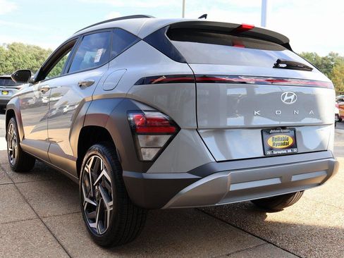 New 2026 Hyundai Kona SEL Premium image 4