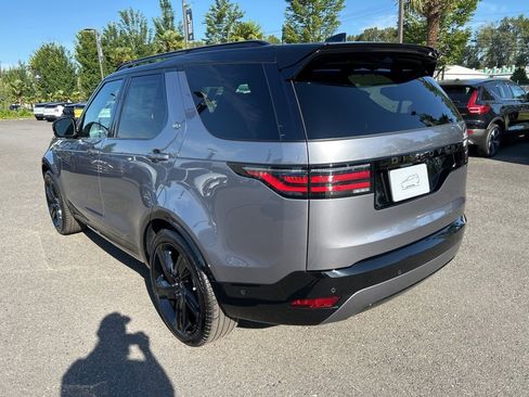 New 2025 Land Rover Discovery Dynamic SE image 3