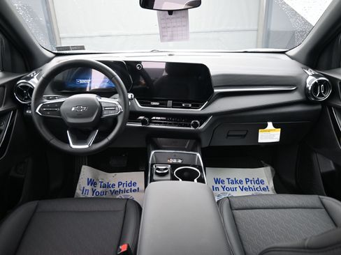 New 2026 Chevrolet Equinox LT FWD image 23