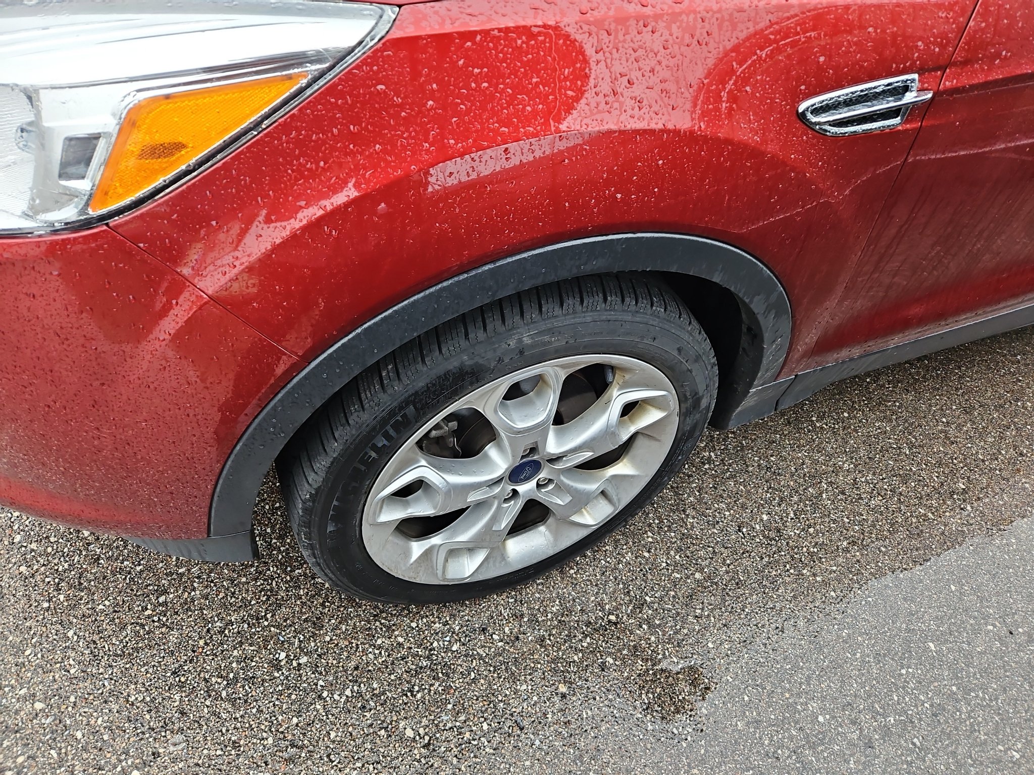 Used 2016 Ford Escape Titanium AWD/4WD image 4