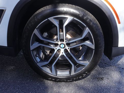 Used 2021 BMW X5 xDrive40i w/ Convenience Package image 45