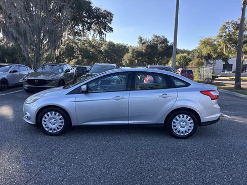 Used 2012 Ford Focus SE image 8