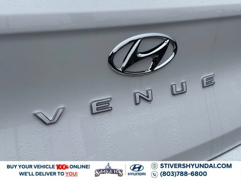 Certified 2026 Hyundai Venue SEL FWD image 14