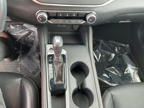 Used 2021 Nissan Altima 2.5 SR FWD image 24