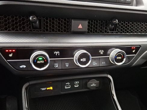 Used 2024 Honda CR-V EX image 16