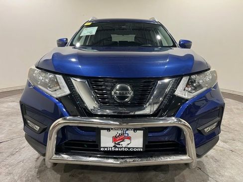 Used 2018 Nissan Rogue SL image 3