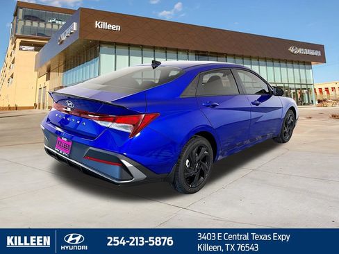 Used 2026 Hyundai Elantra Sport FWD image 9