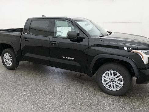 New 2026 Toyota Tundra SR5 AWD/4WD image 43
