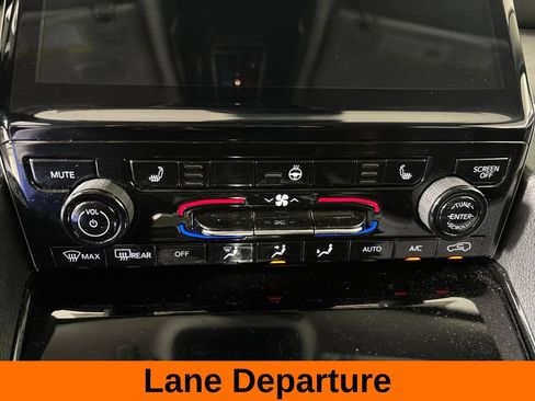 Used 2023 Jeep Grand Cherokee Limited AWD/4WD image 21