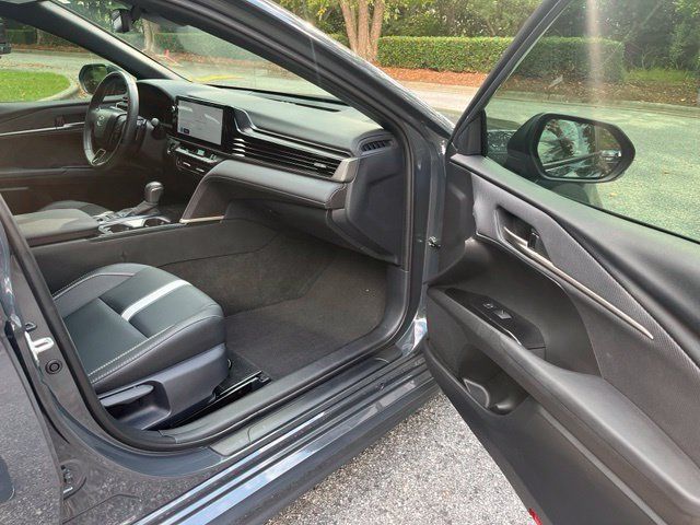 Used 2025 Toyota Camry SE w/ Multimedia Upgrade Package FWD image 10