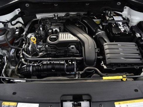 Used 2024 Volkswagen Taos S image 25