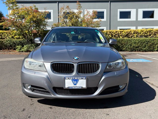 Used 2011 BMW 328i xDrive Sedan AWD/4WD image 2