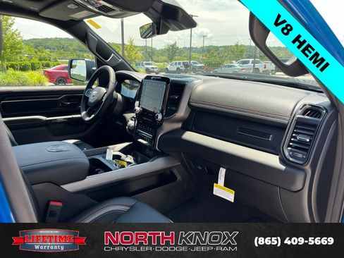New 2026 RAM 1500 Laramie AWD/4WD image 30
