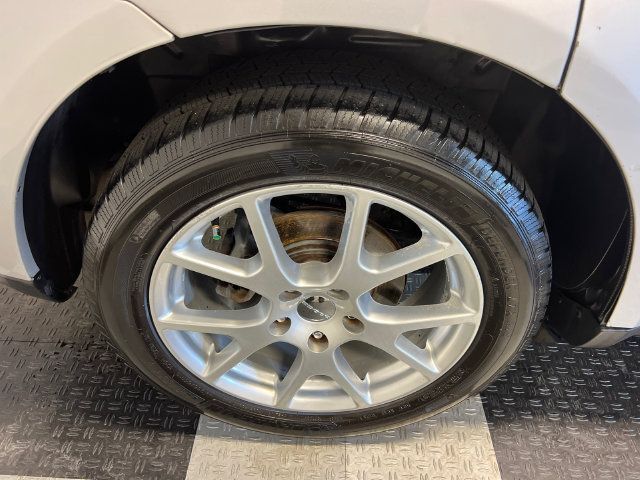 Used 2012 Dodge Journey SXT w/ Flexible Seating Group FWD image 14