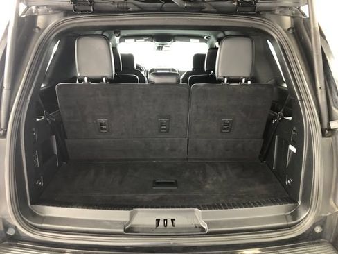 Used 2021 Ford Expedition Limited AWD/4WD image 8