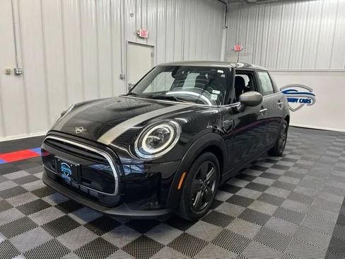 Used 2022 MINI Cooper 4-Door Hardtop FWD image 6