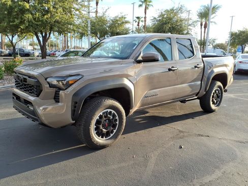 Certified 2026 Toyota Tacoma TRD Off-Road AWD/4WD image 7