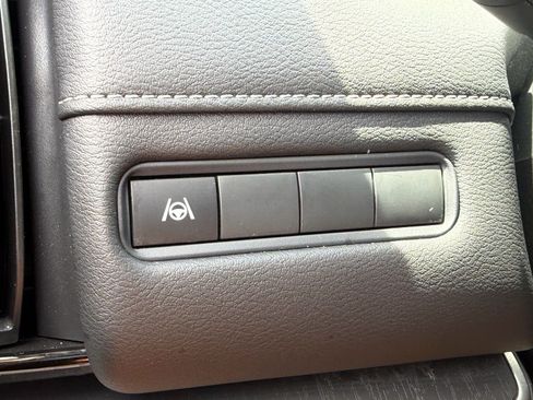 Certified 2026 Nissan Armada SV AWD/4WD image 32