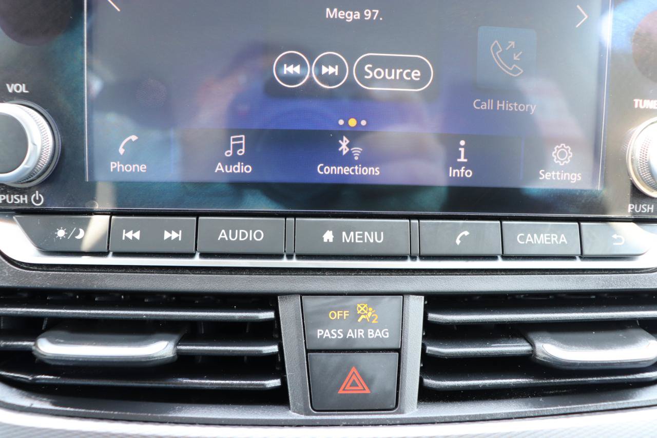 Used 2024 Nissan Altima 2.5 SR FWD image 34