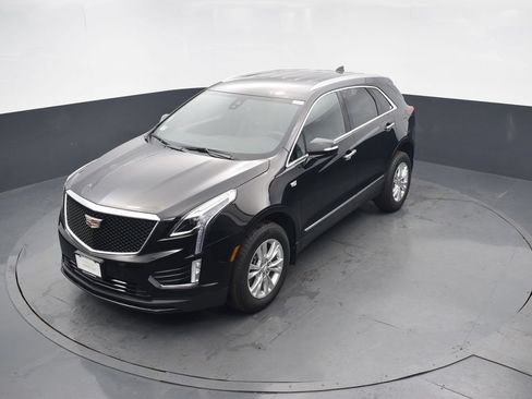 New 2026 Cadillac XT5 Luxury w/ LPO, Floor Liner Package FWD image 36