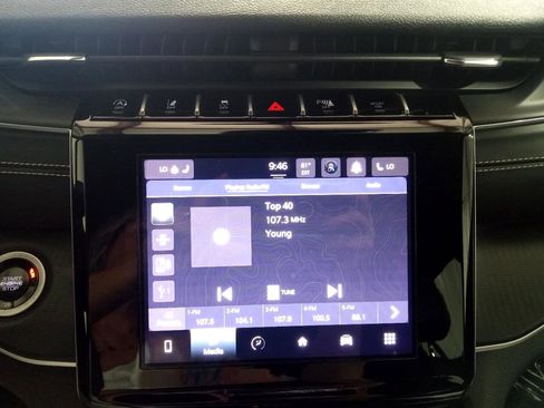 Used 2024 Jeep Grand Cherokee Altitude image 18