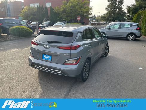Used 2023 Hyundai Kona SE w/ Cargo Package image 8
