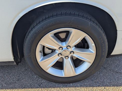 Used 2023 Dodge Challenger SXT image 11