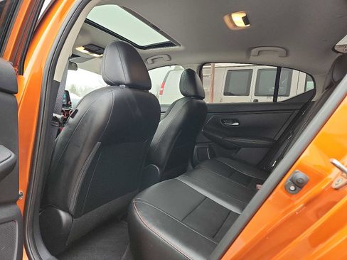 Used 2024 Nissan Sentra SR w/ SR Premium Package image 10