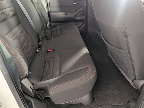 Used 2024 Nissan Frontier PRO-4X AWD/4WD image 31