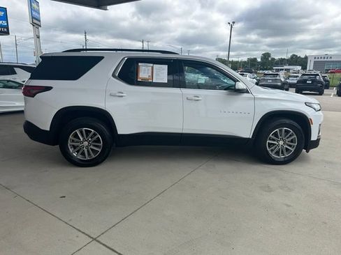 Used 2023 Chevrolet Traverse LT AWD/4WD image 6