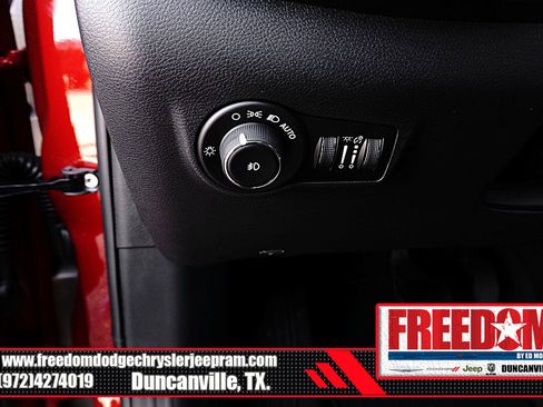 New 2026 Jeep Compass Latitude image 27