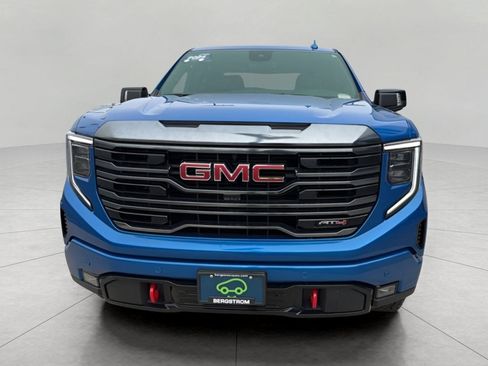 Used 2024 GMC Sierra 1500 AT4 w/ AT4 Premium Package AWD/4WD image 9