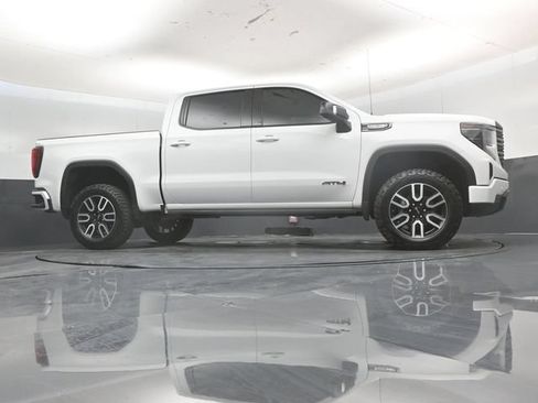Used 2025 GMC Sierra 1500 AT4 w/ AT4 Premium Package AWD/4WD image 53