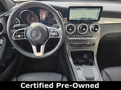 Certified 2022 Mercedes-Benz GLC 300 4MATIC image 2