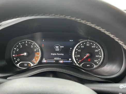 Certified 2021 Jeep Renegade Latitude image 15