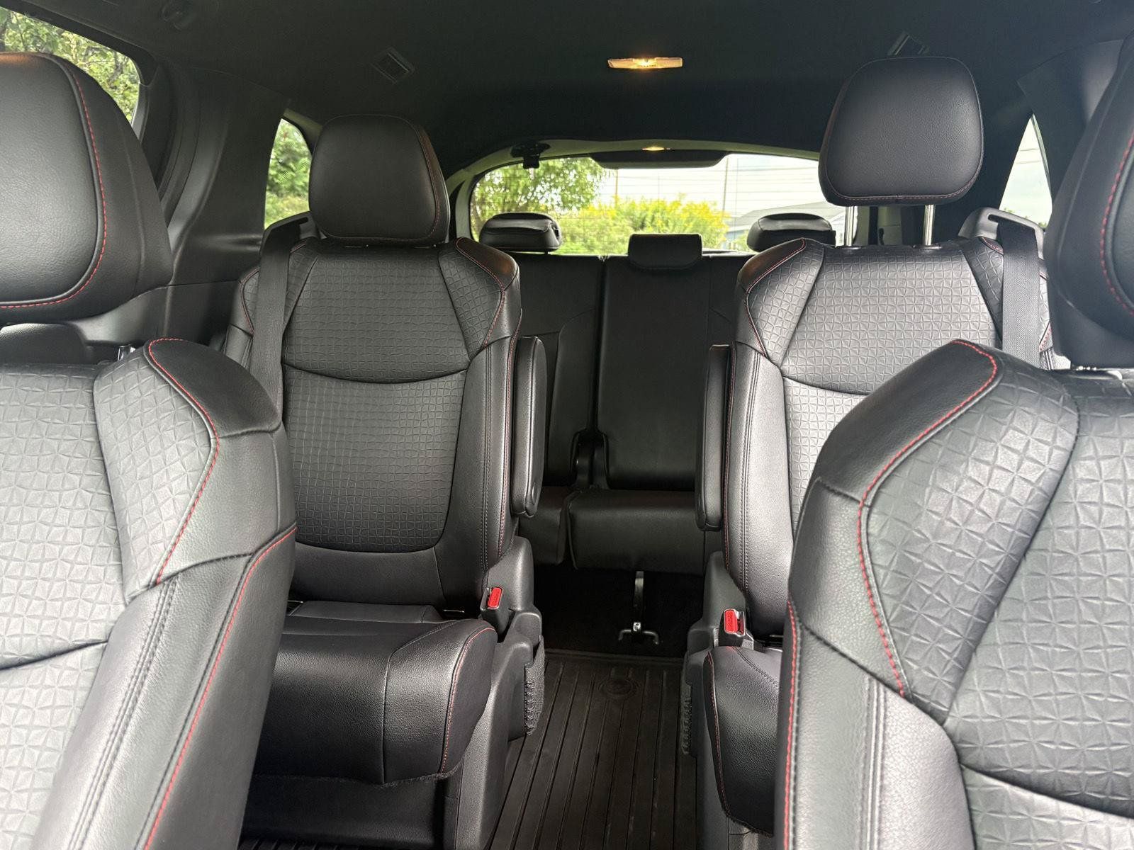 Used 2025 Toyota Sienna XSE w/ XSE Plus Package AWD/4WD image 15