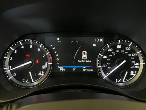 Used 2020 Toyota Highlander XLE FWD image 25