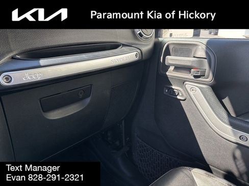 Used 2015 Jeep Wrangler Unlimited Sport AWD/4WD image 24