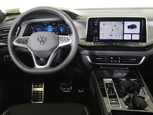 Used 2025 Volkswagen Atlas Cross Sport SEL Premium R-Line image 52