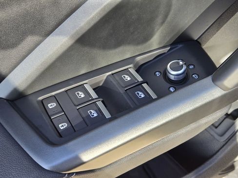 Certified 2025 Audi Q3 2.0T Premium w/ Convenience Package image 28