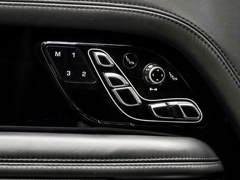 Used 2022 Land Rover Range Rover SV Autobiography Dynamic image 40