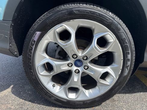 Used 2013 Ford Escape Titanium w/ Parking Technology Pkg AWD/4WD image 9